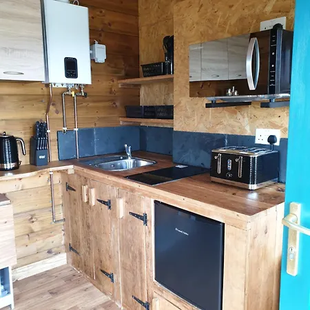 Chalet Pondside